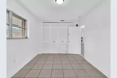 7971 NW 16th St, Pembroke Pines, FL 33024 - Photo 15