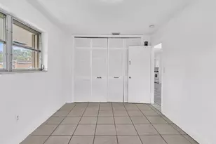 7971 NW 16th St, Pembroke Pines, FL 33024 - Photo 15