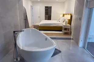 800 SE 11th Ct, Fort Lauderdale, FL 33316 - Photo 7