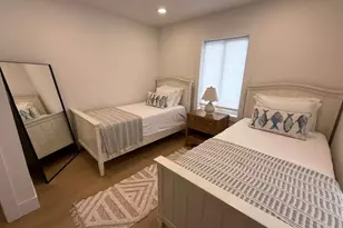 800 SE 11th Ct, Fort Lauderdale, FL 33316 - Photo 13