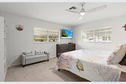 943  Savannas Point Dr, Unit #D, Fort Pierce, FL 34982 - Photo 23