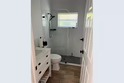 7352 SE Seagate Ln, Stuart, FL 34997 - Photo 9