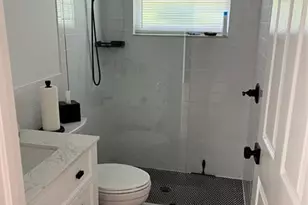 7352 SE Seagate Ln, Stuart, FL 34997 - Photo 9