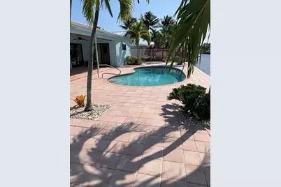 381 SE 16th Ave, Pompano Beach, FL 33060 - Photo 1
