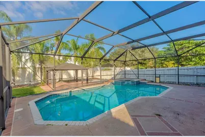 19431 SW 2nd St, Pembroke Pines, FL 33029 - Photo 25