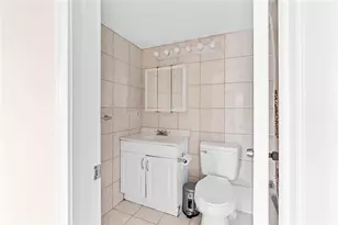 174 Chatham I, West Palm Beach, FL 33417 - Photo 17