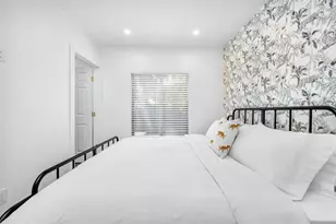 648 NE 16th Terrace, Fort Lauderdale, FL 33304 - Photo 13