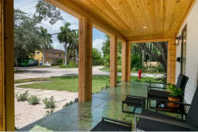 648 NE 16th Ter, Fort Lauderdale, FL 33304 - Photo 3