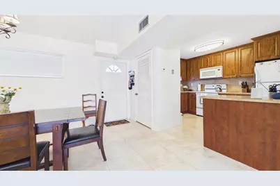381 S Hollybrook Dr, Unit #106, Pembroke Pines, FL 33025 - Photo 11