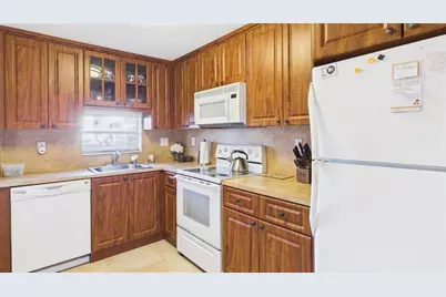 381 S Hollybrook Dr, Unit #106, Pembroke Pines, FL 33025 - Photo 5