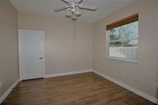 2178 NW 141st Ave, Pembroke Pines, FL 33028 - Photo 33