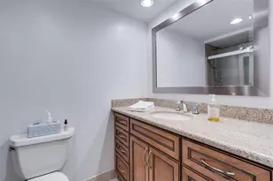 2500 NE 48th Ln, Fort Lauderdale, FL 33308 - Photo 35