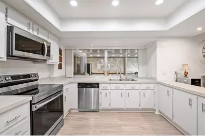 481 NW 45th Ter, Plantation, FL 33317 - Photo 9