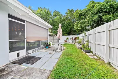 481 NW 45th Ter, Plantation, FL 33317 - Photo 23