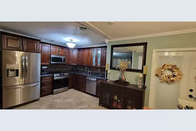 4153 NW 47th Ter, Lauderdale Lakes, FL 33319 - Photo 5