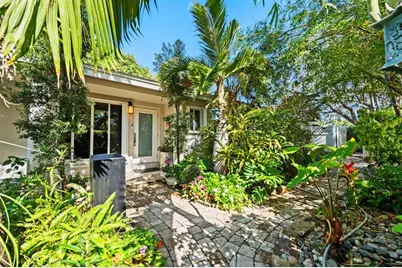 1617  Poinsettia Dr, Fort Lauderdale, FL 33305 - Photo 1