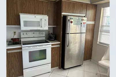 2304  Lucaya Ln, Unit #D3, Coconut Creek, FL 33066 - Photo 5