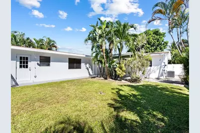 413 NE 25th Ave, Pompano Beach, FL 33062 - Photo 17