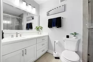 9816 NW 56th Pl, Coral Springs, FL 33076 - Photo 17