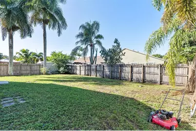 1001 SW 133rd Ter, Davie, FL 33325 - Photo 31
