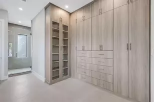 2015 NE 4th Ave, Wilton Manors, FL 33305 - Photo 15