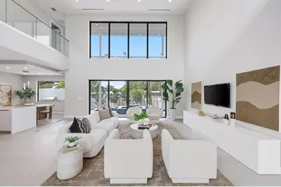 2015 NE 4th Ave, Wilton Manors, FL 33305 - Photo 5