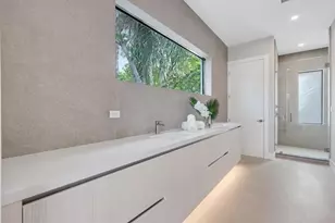 2015 NE 4th Ave, Wilton Manors, FL 33305 - Photo 13