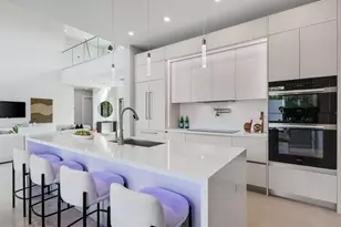 2015 NE 4th Ave, Wilton Manors, FL 33305 - Photo 7