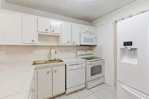 7950 NW 5th Ct, Margate, FL 33063 - Photo 7