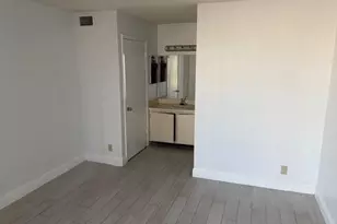 752 Executive Center Dr, West Palm Beach, FL 33401 - Photo 5