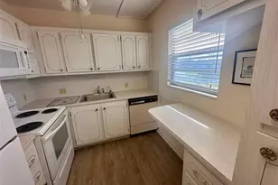 29 Preston A, Boca Raton, FL 33434 - Photo 3