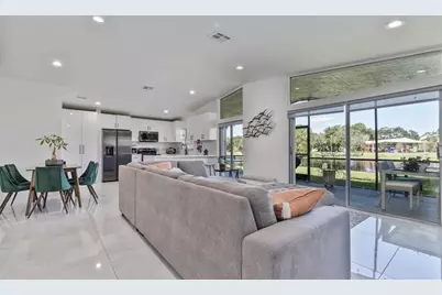 518  Woodgate Circle, Unit #E, Sunrise, FL 33326 - Photo 7