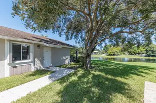 518 Woodgate Cir, Sunrise, FL 33326 - Photo 17