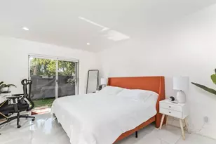 518 Woodgate Cir, Sunrise, FL 33326 - Photo 11