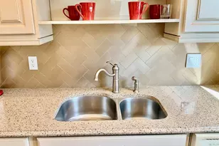 700 Bayshore Dr, Fort Lauderdale, FL 33304 - Photo 11