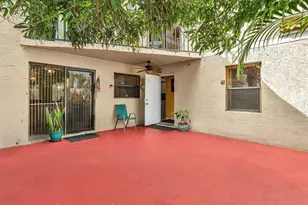 3975 Village Dr, Delray Beach, FL 33445 - Photo 5