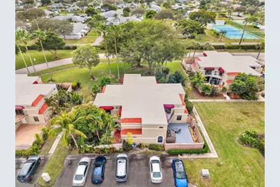 3975  Village Dr, Unit #B, Delray Beach, FL 33445 - Photo 37