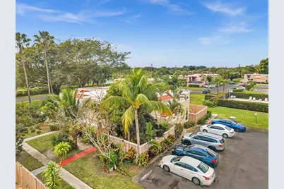3975  Village Dr, Unit #B, Delray Beach, FL 33445 - Photo 39