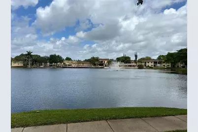 100  Berkley Rd, Unit #105, Hollywood, FL 33024 - Photo 17