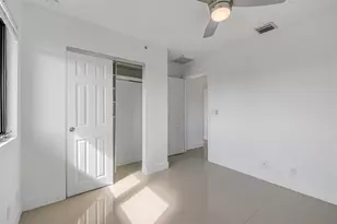 456 NW 41st St, Oakland Park, FL 33309 - Photo 27