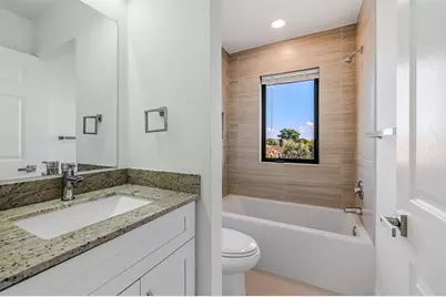 456 NW 41st St, Oakland Park, FL 33309 - Photo 29