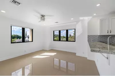 456 NW 41st St, Oakland Park, FL 33309 - Photo 5