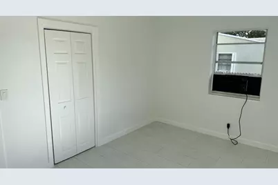 2745  Funston St, Hollywood, FL 33020 - Photo 11