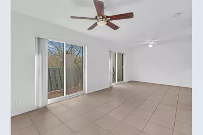 8911 NW 28th Dr, Unit #E, Coral Springs, FL 33065 - Photo 5