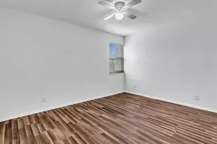 8911 NW 28th Dr, Coral Springs, FL 33065 - Photo 25