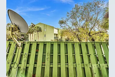 8911 NW 28th Dr, Unit #E, Coral Springs, FL 33065 - Photo 9