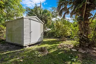 1812 SW 9th Ave, Fort Lauderdale, FL 33315 - Photo 41