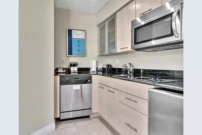 2670 E Sunrise Blvd, Unit #326, Fort Lauderdale, FL 33304 - Photo 17