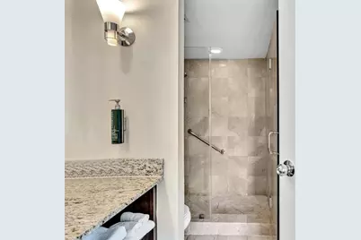 2670 E Sunrise Blvd, Unit #326, Fort Lauderdale, FL 33304 - Photo 25