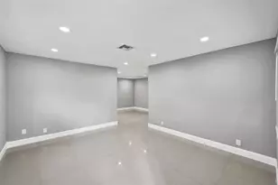 1423 Garfield St, Hollywood, FL 33020 - Photo 5